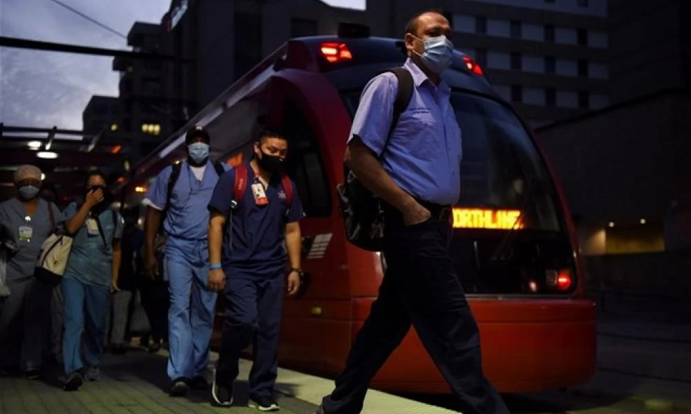 Κορονοϊός – ΗΠΑ: Οι ανεμβολίαστοι αυξάνουν τα κρούσματα